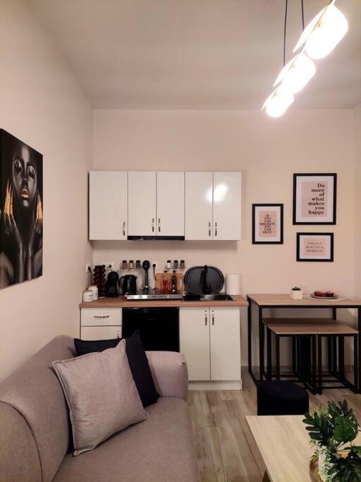 Cherry'S Apartment Patitírion Eksteriør bilde